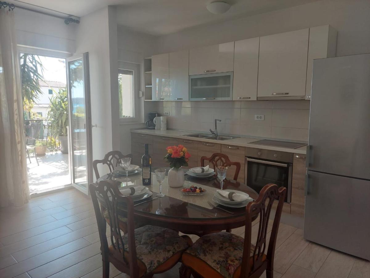 Apartments Zulim Trogir Exterior foto