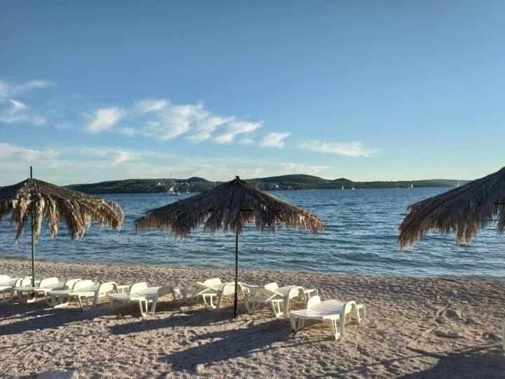 Apartments Zulim Trogir Exterior foto