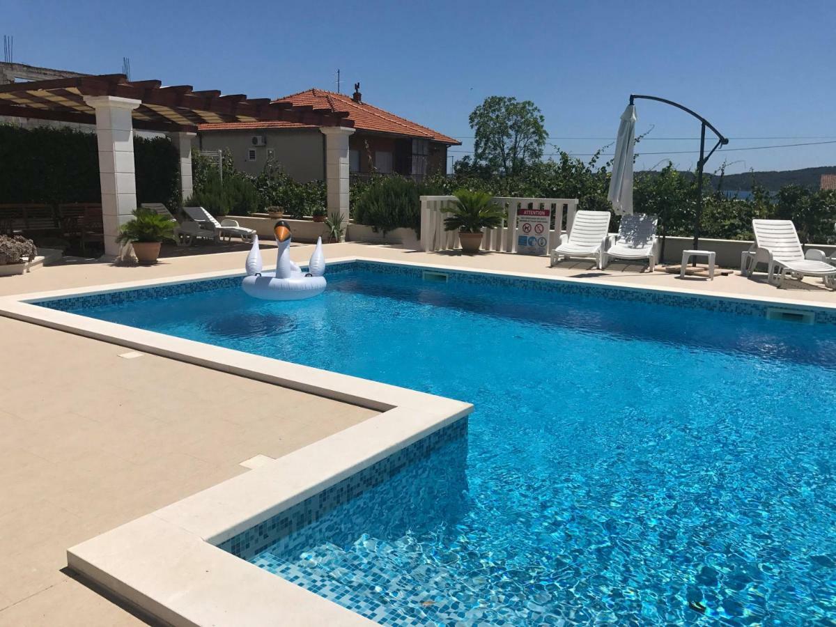 Apartments Zulim Trogir Exterior foto